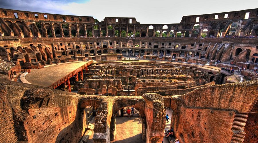 Tour Colosseum