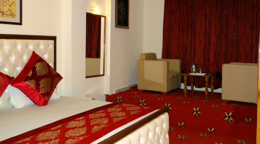 Hotel Vintage, Manali, Luxury Room