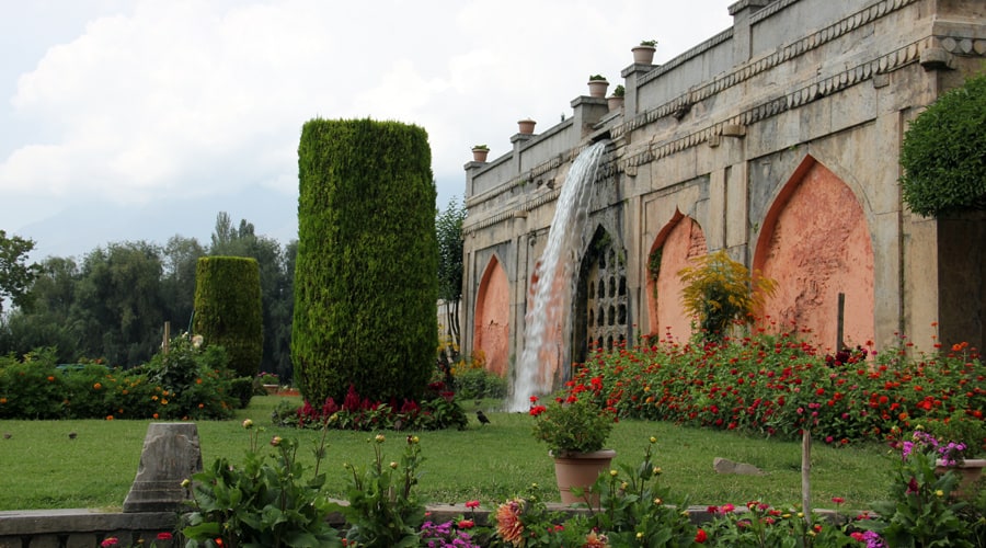 Nishat Bagh (Shalimar Bagh, Mughal Garden), Srinagar, Jammu and Kashmir, India