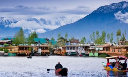 Shikara Ride, Dal Lake, Srinagar, Jammu and Kashmir, India