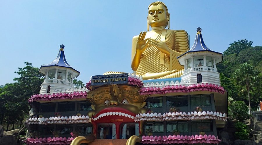 Dambulla Royal Cave Temple, Dambulla, Sri Lanka, Asia