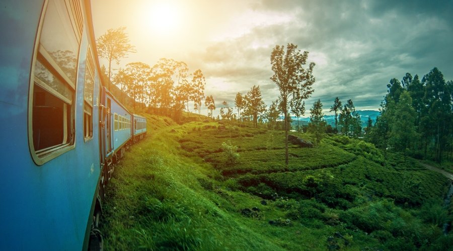 Train @ Nuwara Eliya, Sri Lanka, Asia