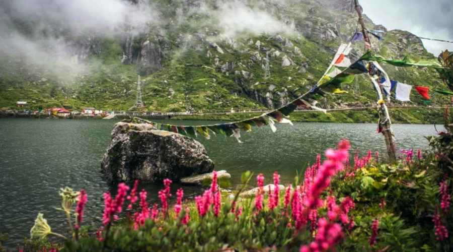 Changu or Tsomgo Lake, Gangtok, Sikkim, North East, India