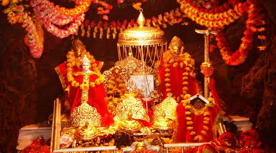Vaishno Mata Pindi Darshan, Vaishno Devi Yatra, Katra, Jammu and Kashmir, India