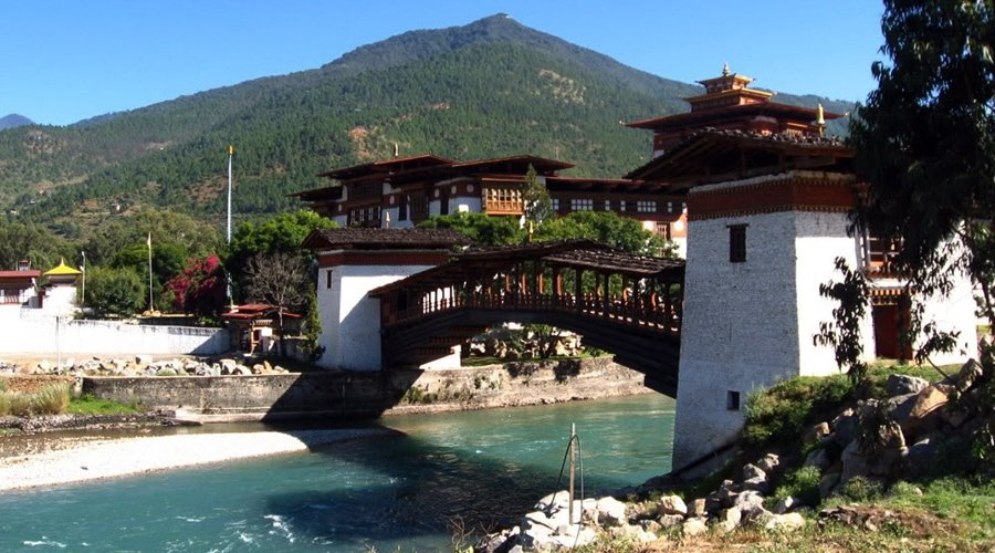 Paro Dzong (Rinpung Dzong) Monastery @ Bhutan, Asia