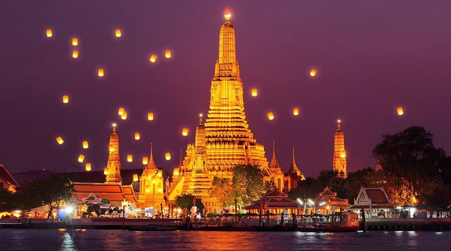 Wat Arun Ratchavararam Tempal of Dawn, Bangkok, Thailand, Asia