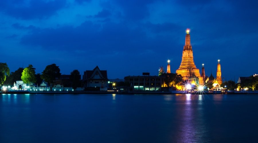 Wat Arun Ratchavararam Tempal of Dawn, Bangkok, Thailand, Asia