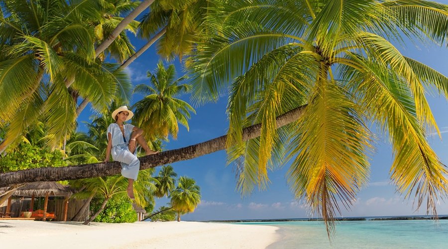 Deluxe Beach Villa, Sun Aqua Vilu Reef Resort, Dhaalu Atoll, Maldives, South Asia